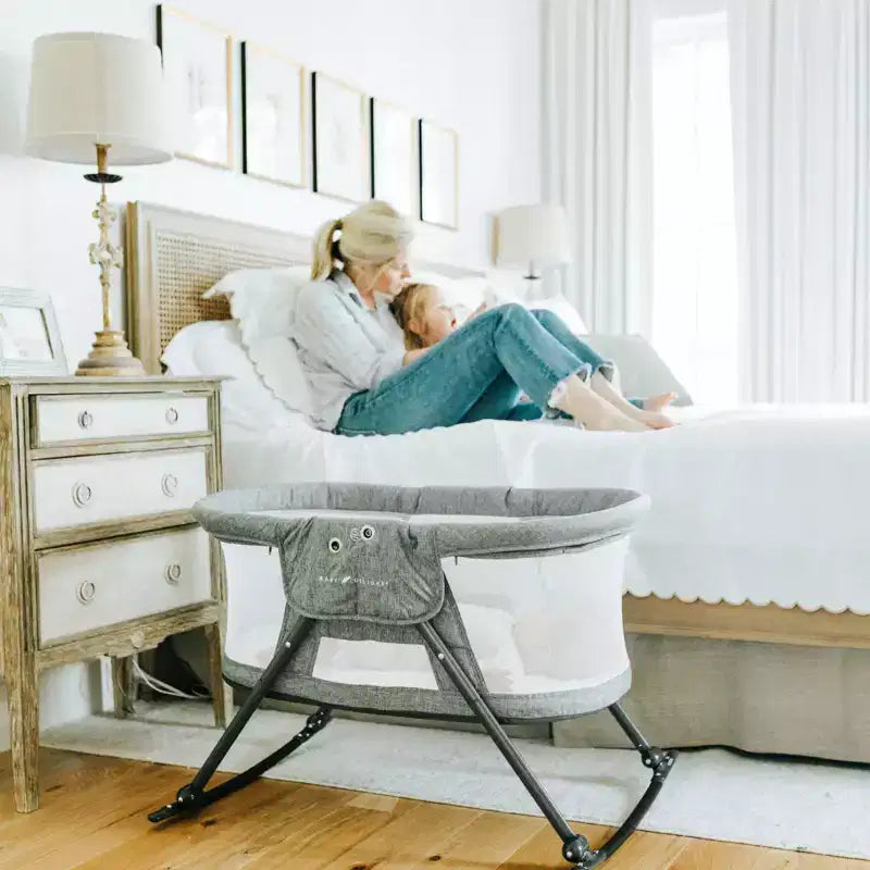 Berceau à bascule portable Baby Delight Slumber Deluxe : Baldaquin, base à bascule, cadre en métal