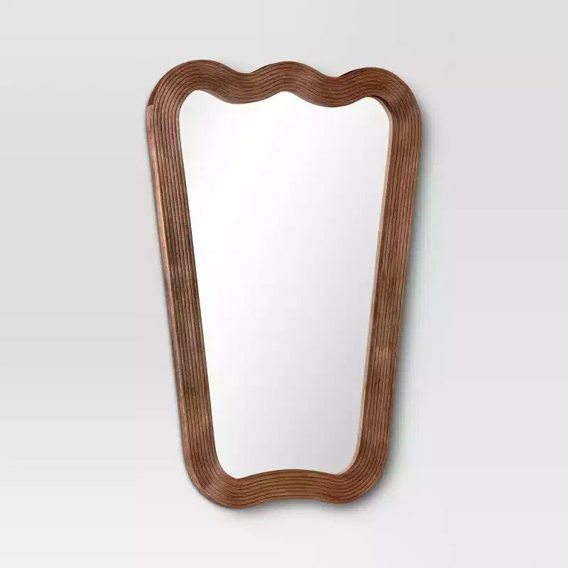 Miroir mural en bois nervuré 22"x30" - Threshold™