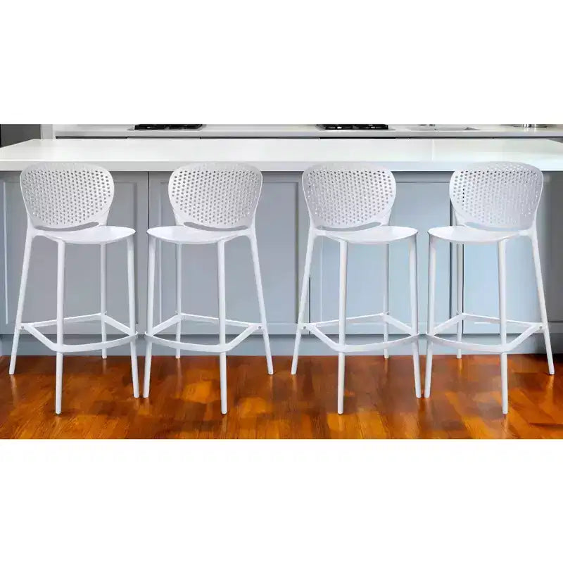 HomeRoots Lot de quatre chaises de bar de 66 cm de hauteur de comptoir, en plastique blanc robuste à dossier bas