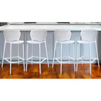 HomeRoots Lot de quatre chaises de bar de 66 cm de hauteur de comptoir, en plastique blanc robuste à dossier bas