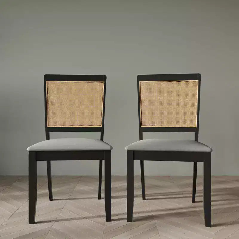ChaletPosh Lot de 2 chaises de salle à manger en bois noir avec cannage et housse gris clair