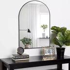 Miroir mural de salle de bain avec arche en métal noir