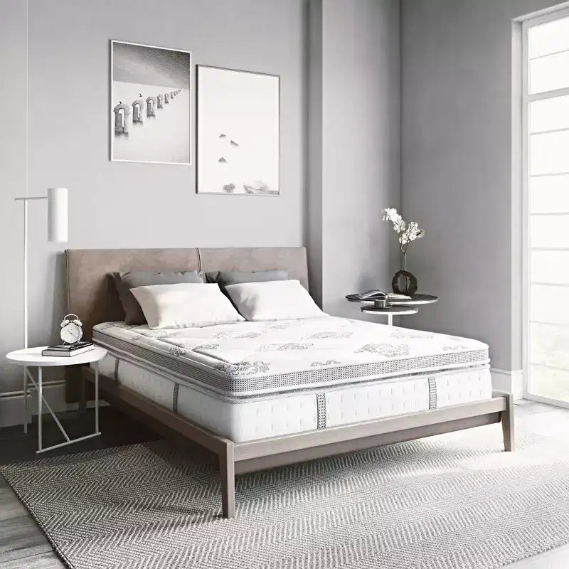 Matelas hybride à ressorts intérieurs et mousse à mémoire de forme Gramercy Cool Gel 14 pouces