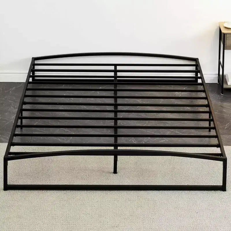 Cadre de lit bas, cadre de lit plateforme en métal California King size de 15 cm avec design en arche, cadre de lit robuste, pas besoin de sommier tapissier, noir