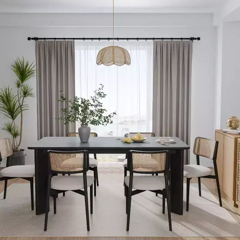 PexFix 67 x 33.5 Table de salle à manger de style ferme en bois massif noir avec plateau carré en bois pour salles à manger modernes et réunions de famille
