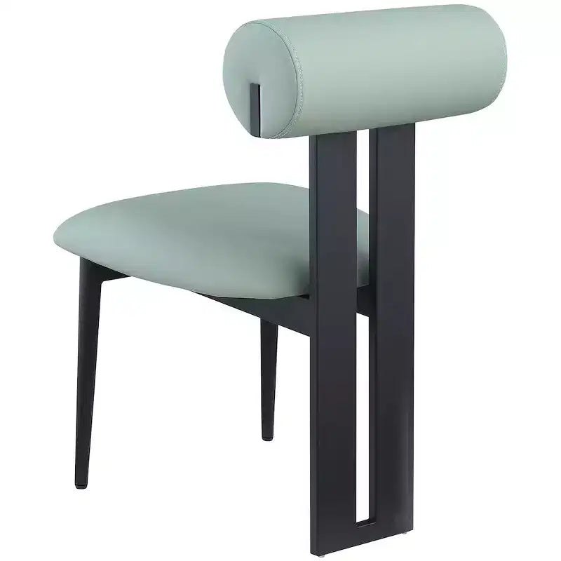 Meridian Furniture, Chaises de salle à manger Dario en cuir vegan, lot de 2