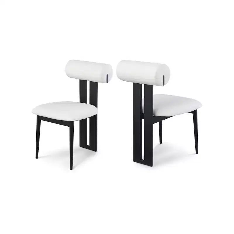 Meridian Furniture, Chaises de salle à manger Dario en cuir vegan, lot de 2