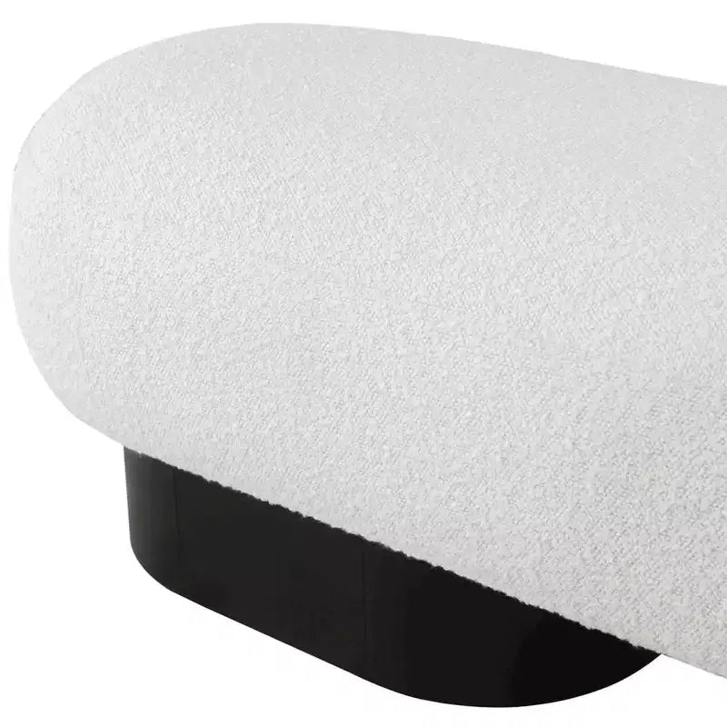 Meridian Furniture, Banc en tissu bouclé Robertson