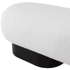 Meridian Furniture, Banc en tissu bouclé Robertson