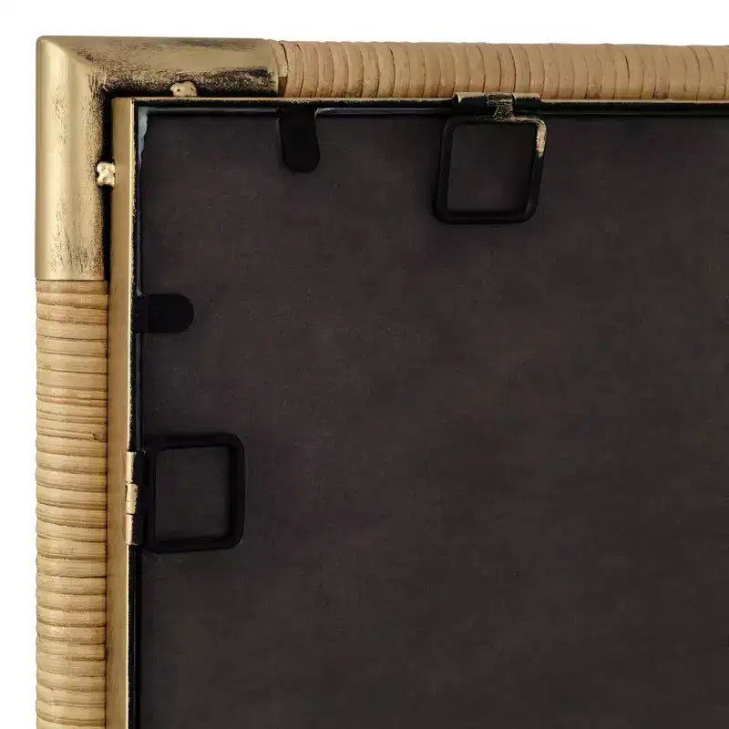Miroir de courtoisie Uttermost Kampar en rotin et or vieilli, 58 x 91 cm