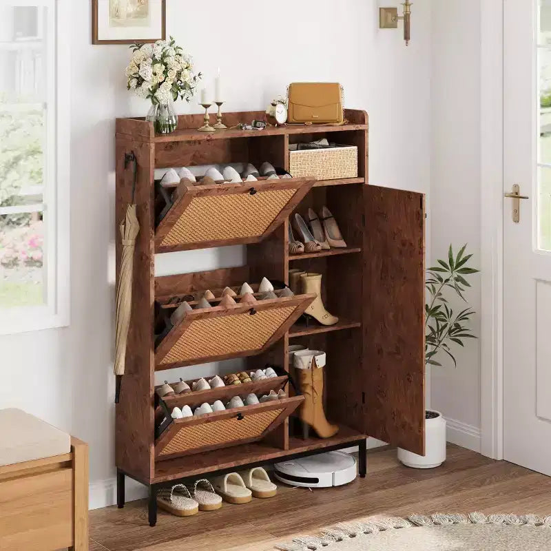 Meuble à chaussures Garvee avec 3 tiroirs basculants, meuble de rangement pour chaussures en rotin à 4 niveaux, organiseur de chaussures sur pied avec étagères réglables pour entrée