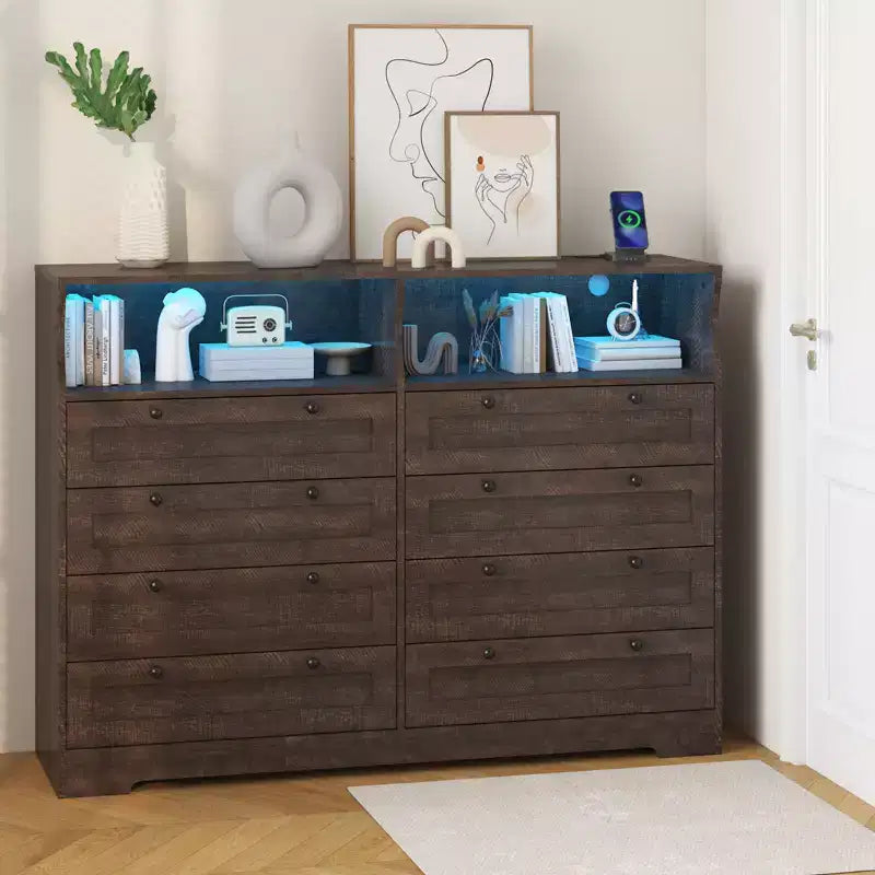 Commode blanche à 8 tiroirs avec station de charge et lumières LED, meuble de rangement en bois pour chambre, salon, couloir, entrée