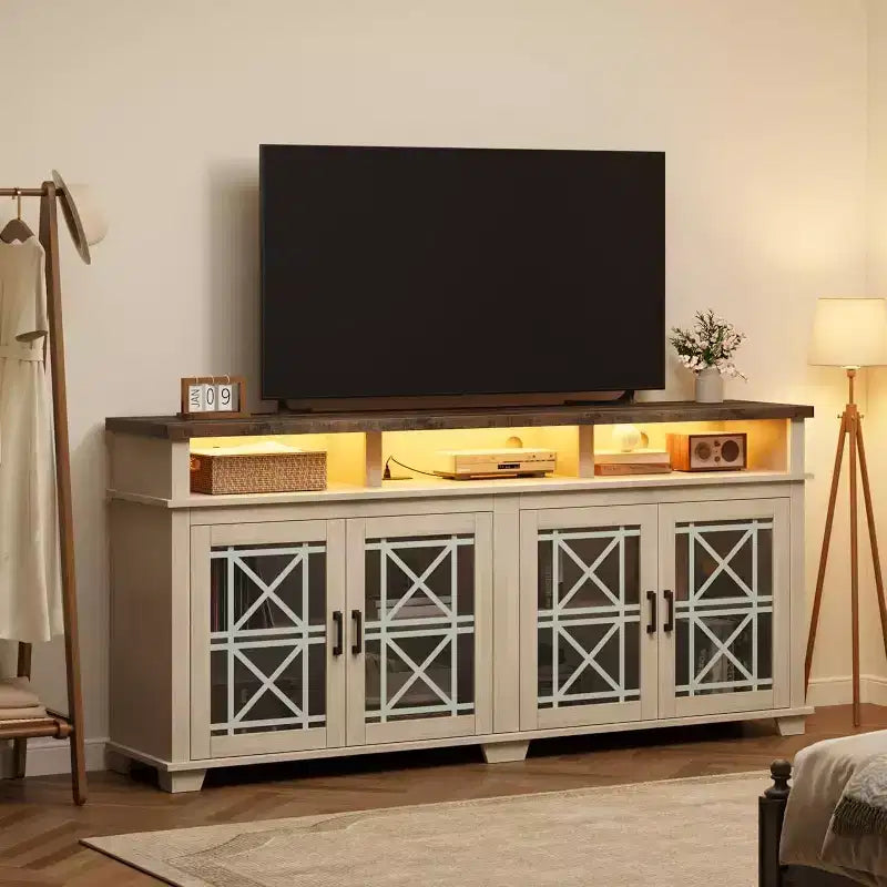Meuble TV de ferme Acekool pour téléviseur de 70 pouces, centre de divertissement moderne avec portes vitrées et rangement, meuble console média pour salon, blanc
