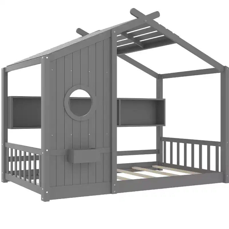 Lit cabane Polibi avec étagères de rangement intégrées et toit à lattes