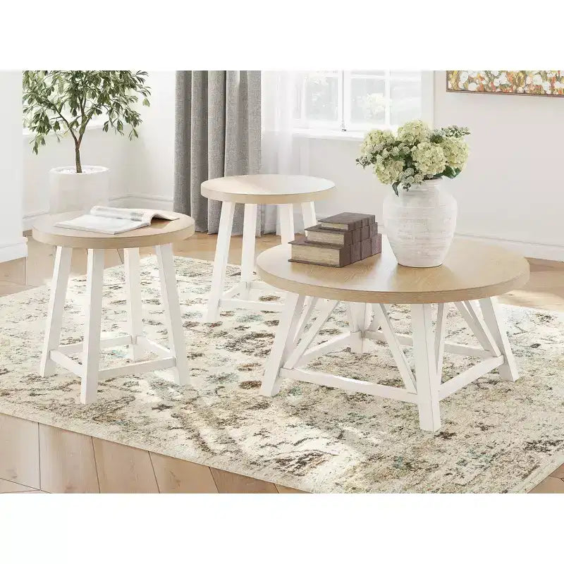 Ensemble de 3 tables basses Signature Design by Ashley Fawndell avec tables d'appoint – Fini blanc antique/brun
