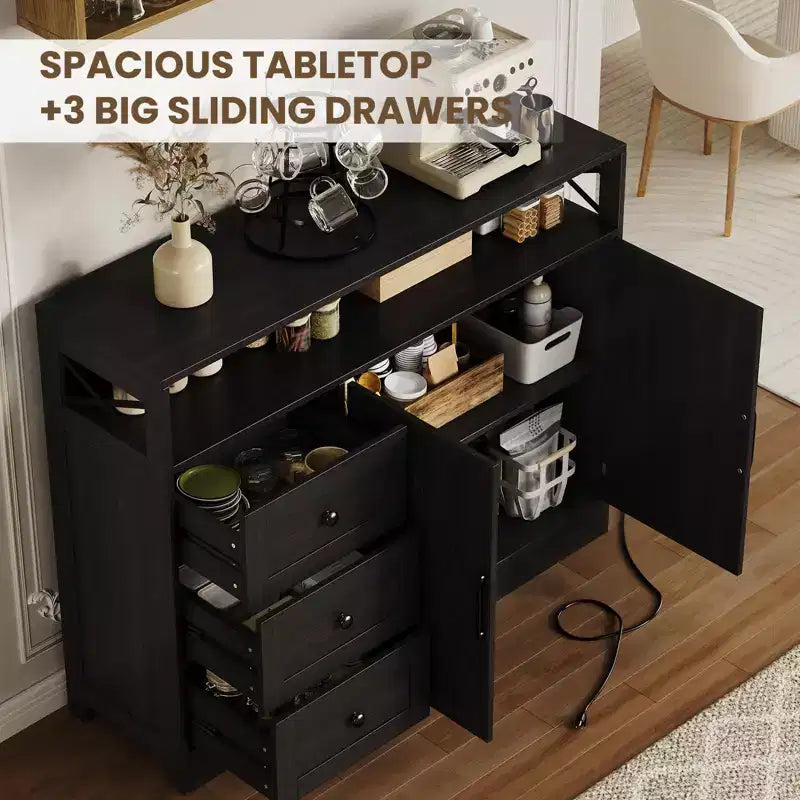 Meuble buffet de ferme CuisinSmart avec rangement et prise de courant intégrée, armoire de salle à manger avec 2 portes et 3 tiroirs pour salon et salle à manger