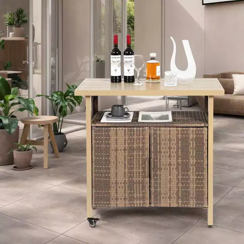 NAYSAYE Chariot de service de bar en osier pour extérieur avec plateau en bois et plastique pour patio, beige, 35.43*19.69*35.43