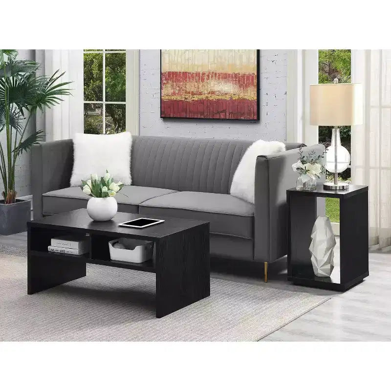 Table d'appoint minimaliste HomeStock Belmont avec plateau spacieux et étagère inférieure, design élégant et finition grain de bois durable pour la décoration intérieure
