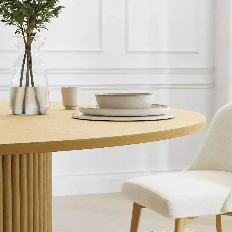 PexFix Table de salle à manger ronde 52 en bois massif, table de cuisine pour 4-6 personnes avec plateau et pieds cylindriques concaves pour salon/salle à manger/bureau, naturel
