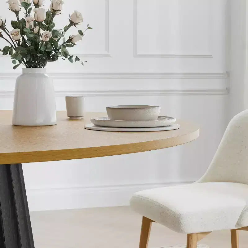PexFix Table à manger ronde en bois massif de 52 po, table de cuisine pour 4 à 6 personnes avec plateau et base conique cannelée pour salon/salle à manger, bureau, café, naturel
