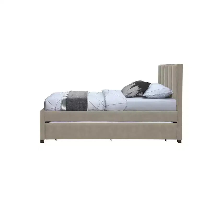Lit gigogne double en similicuir Hudson de Meridian Furniture