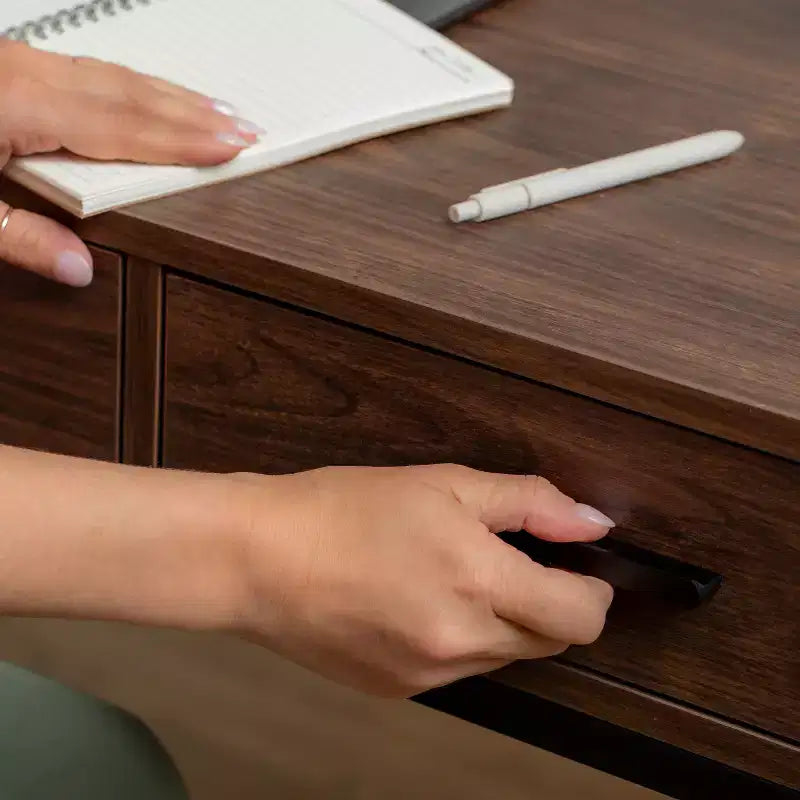 Bureau Martha Stewart Ollie avec 3 tiroirs