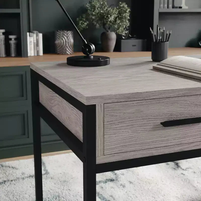 Bureau Martha Stewart Ollie avec 3 tiroirs