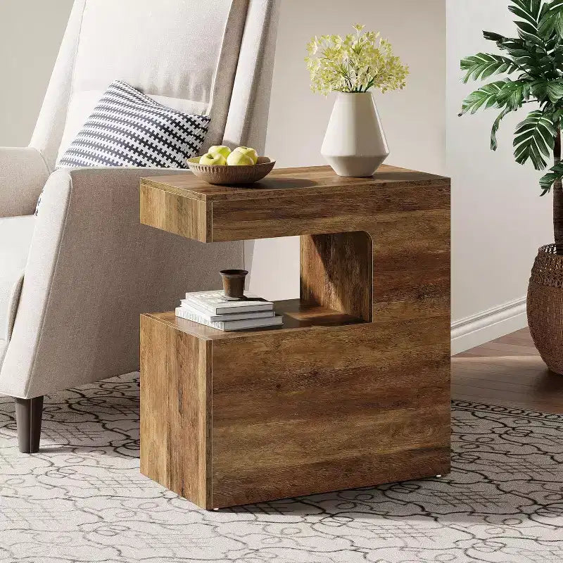 Table d'appoint Lantine en forme de C, 65 cm, avec étagère de rangement à 2 niveaux, table plateau TV de style ferme pour canapé, salon, chambre, marron