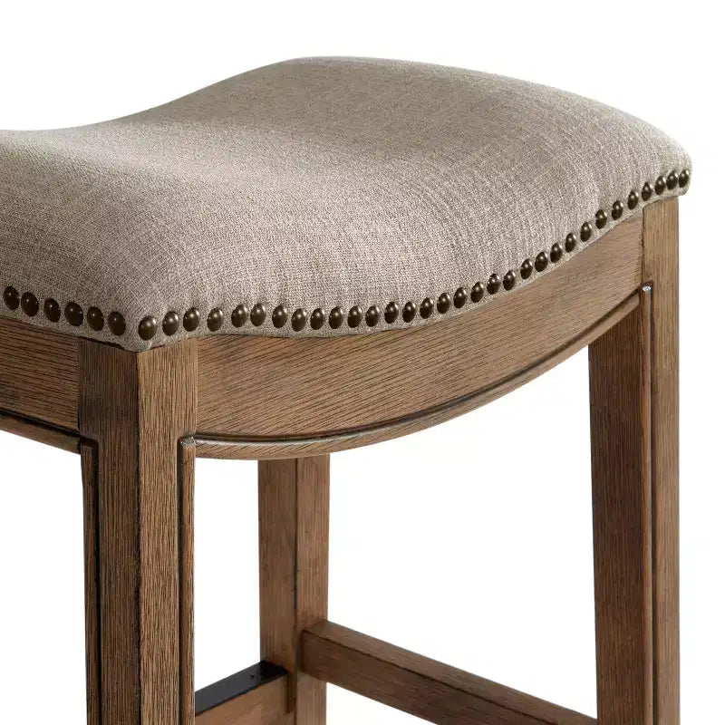 Tabouret de comptoir Williston avec clous décoratifs