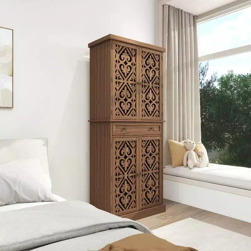 Meuble de rangement haut Okak avec 4 portes en rotin/sculptées, meuble de rangement avec 1 tiroir et 4 étagères intérieures réglables, meuble d'appoint pour salon, chambre à coucher