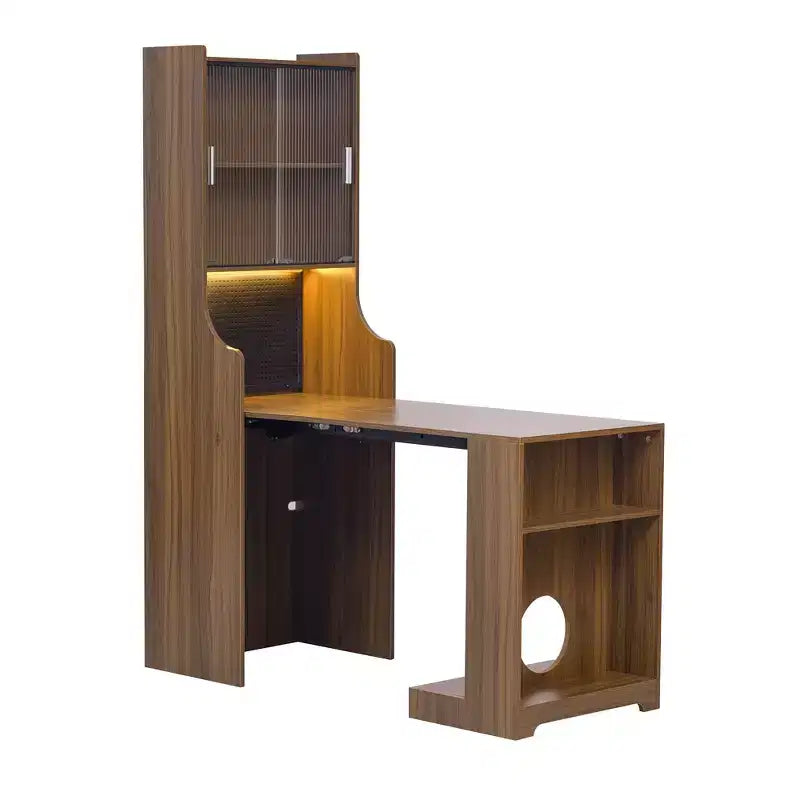 Bureau d'ordinateur pliable avec niche pour animaux et étagères, doté d'une planche perforée et incluant un couchage pour chat et un griffoir, coloris Noyer - ModernLuxe