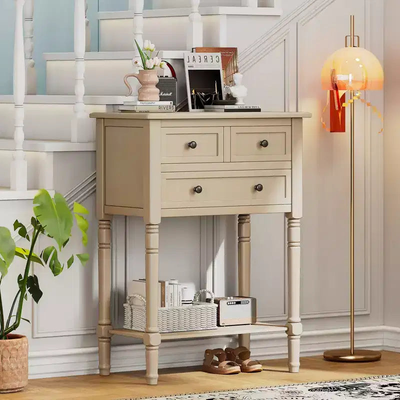 Bellemave Console étroite, Table de canapé fine avec trois tiroirs de rangement et étagère inférieure, Beige