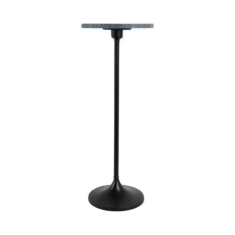 Table d'appoint élégante, table de chevet ou petite table de nuit pour la décoration intérieure - Table à boisson en métal mince avec plateau en marbre et base trompette
