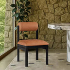 Meridian Furniture, Chaise de salle à manger tapissée en cuir végétalien Roundhill, Lot de 2