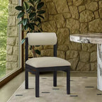 Meridian Furniture, Chaise de salle à manger tapissée en cuir végétalien Roundhill, Lot de 2