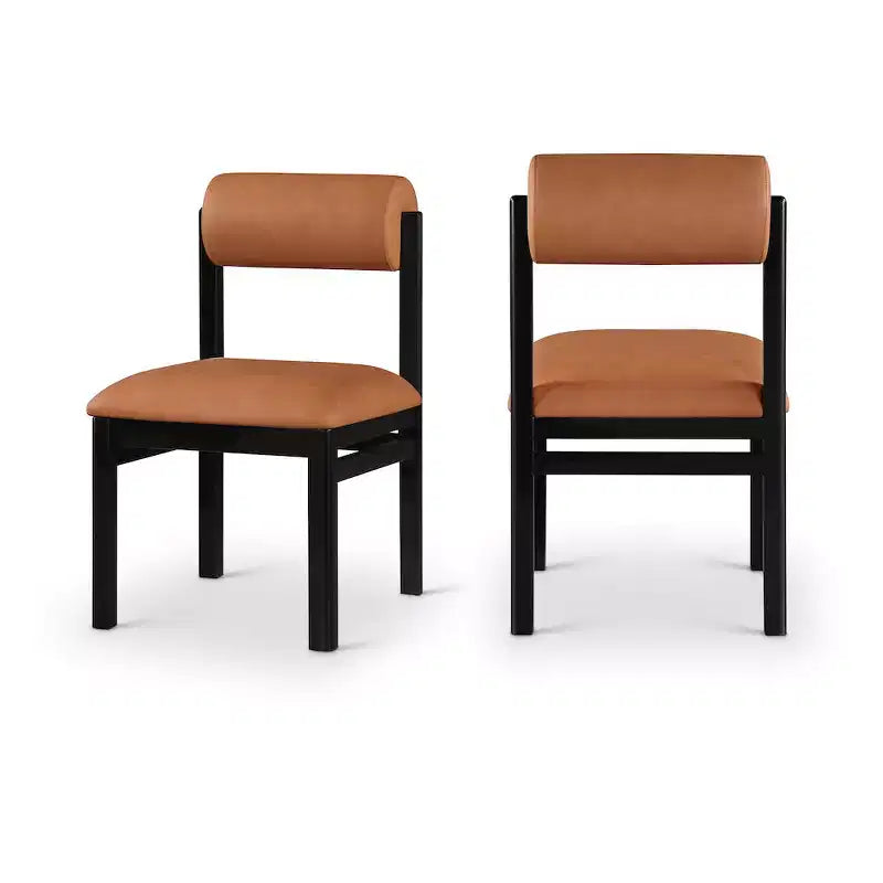 Meridian Furniture, Chaise de salle à manger tapissée en cuir végétalien Roundhill, Lot de 2