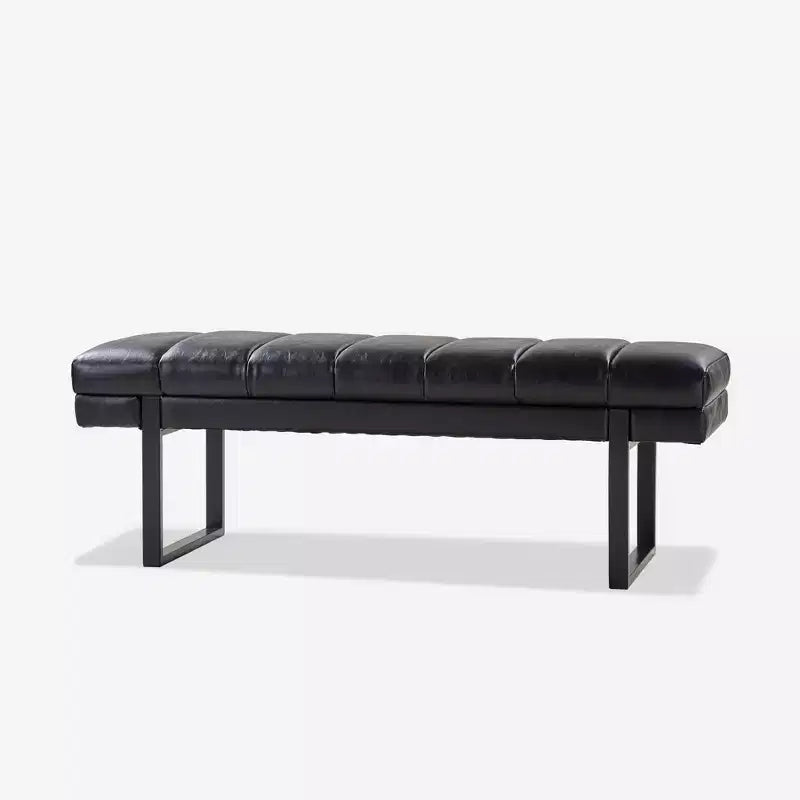 Banc Fritz moderne rembourré capitonné avec pieds en métal|ART OF LIVING DESIGNS