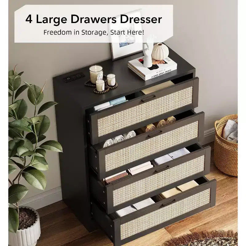 Commode 5 tiroirs en rotin pour chambre à coucher, commode haute de 120 cm avec prises électriques, commode en bois avec poignées en métal pour salon ou placard