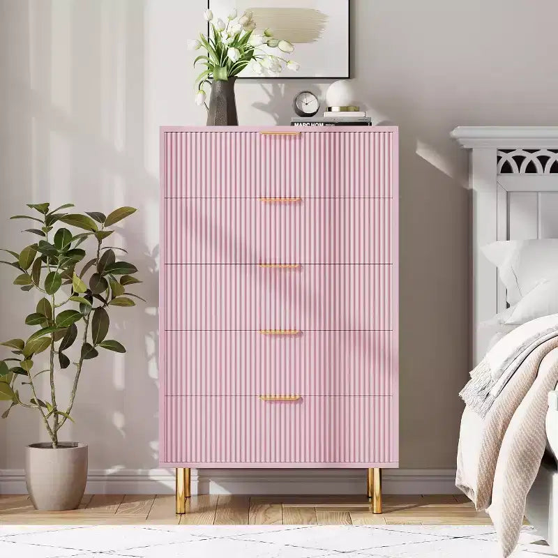 Commode à 5 tiroirs, Organiseur de rangement en bois avec poignées dorées, Commode de style moderne pour chambre à coucher, salon