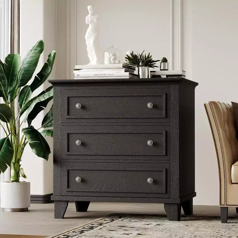 Commode moderne à 3 tiroirs, meuble compact en bois avec poignées métalliques robustes, rangement peu encombrant pour chambre, entrée, couloir