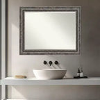 Miroir mural de salle de bain encadré Amanti Art Filigree à biseau d'un demi-pouce