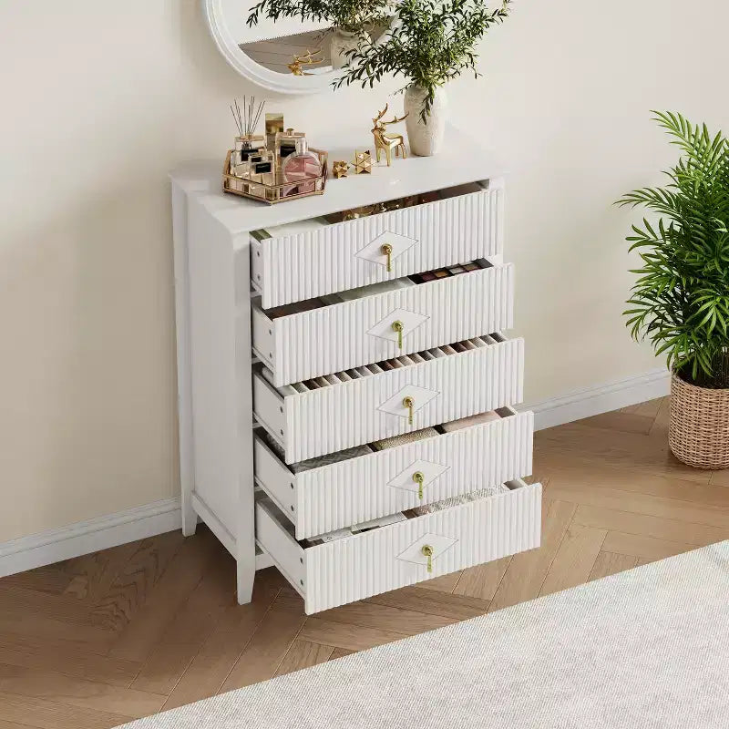 Commode de chambre à 5 tiroirs, 81 cm de large, moderne avec poignées métalliques et tiroirs en bois pour chambre, salon, couloir