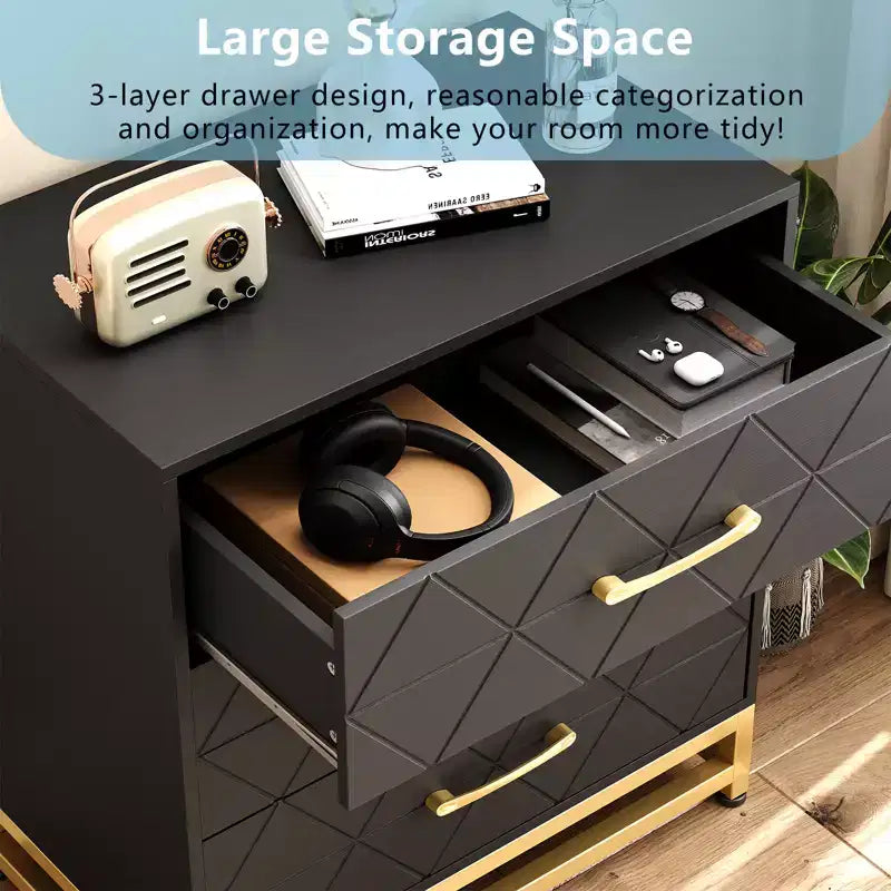 Meuble de rangement à trois tiroirs, table de chevet avec fonction de rangement, coiffeuse, poignée dorée, convient pour la chambre, le salon et l'entrée.