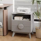 GustoWave Table de Chevet Fermière Cannelée, Lot de 1 ou 2, Tables de Nuit Hautes en Bois, Table d'Appoint avec 2 Tiroirs, Étagère Ouverte et Pieds
