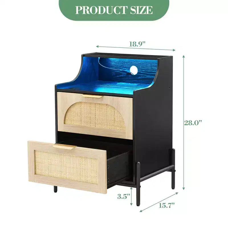 Table de chevet en rotin avec station de charge, Table d'appoint en bois avec 2 tiroirs, Table de canapé pour salon et chambre à coucher