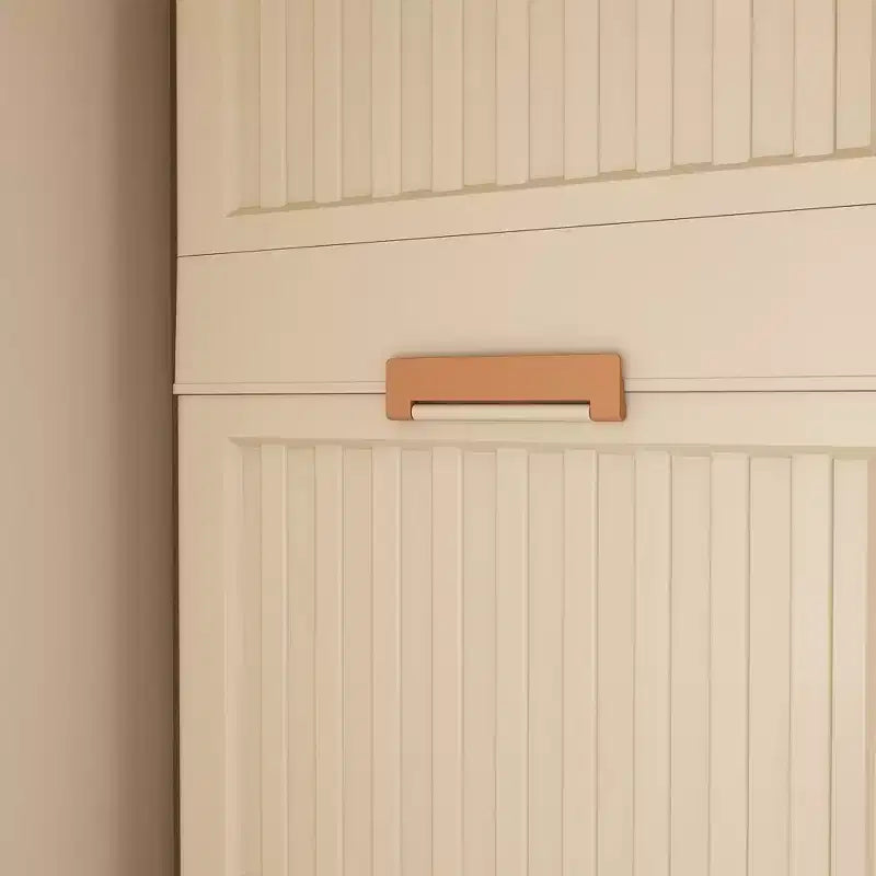 Organisateur de placard portable avec 6 portes magnétiques, 6 casiers et 2 tringles de suspension, comprend 6 cintres, armoire de rangement pour vêtements de bébé, blanc