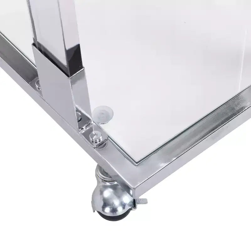 Table d'appoint moderne en verre Okak avec pieds en acrylique, table en forme de C avec base en métal chromé, tables de service pour salon, chambre, balcon