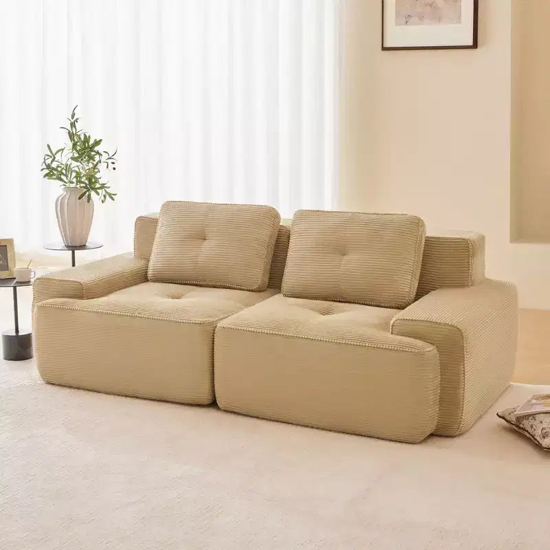 Canapé modulable moderne touffeté Okak avec oreillers, canapé profond pour salon, appartement, chambre d'amis