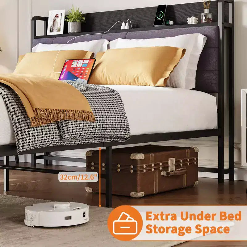 Cadre de lit rembourré gris avec étagères de rangement, cadre de lit noir avec station de recharge, pas besoin de matelas à ressorts, format king size.