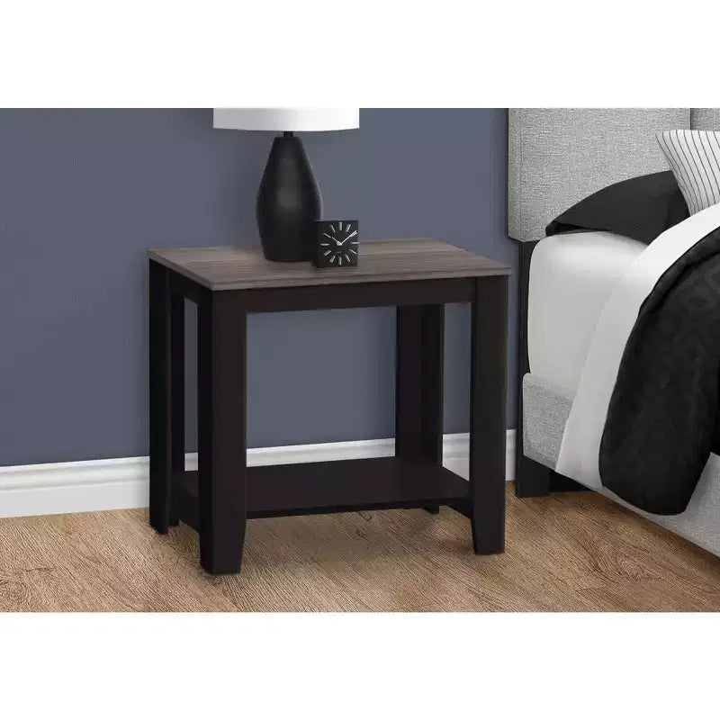 Table d'appoint moderne Okak avec pieds en boucle, table d'extrémité avec étagère de rangement inférieure et plateau épais, table de canapé pour salon